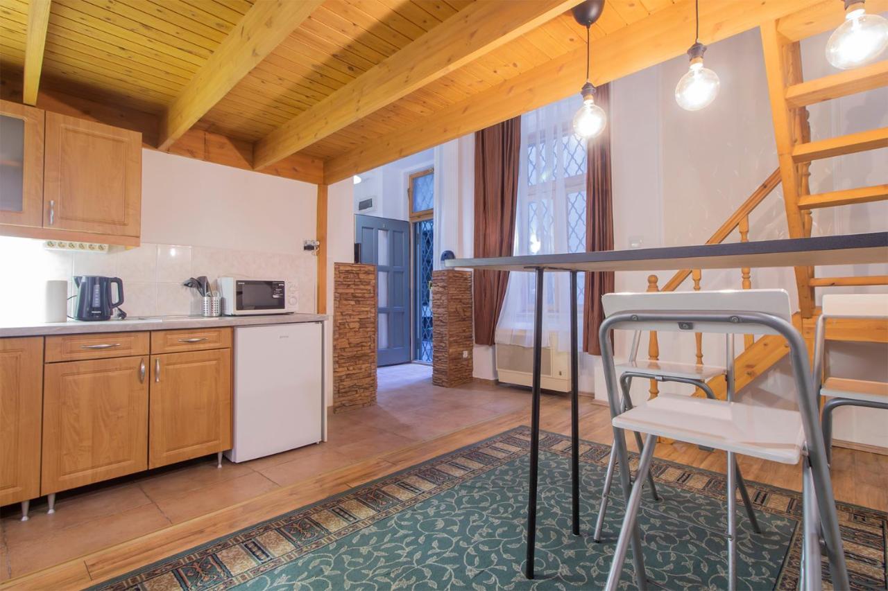 Weiner Cozy Apartment Budapest Eksteriør billede